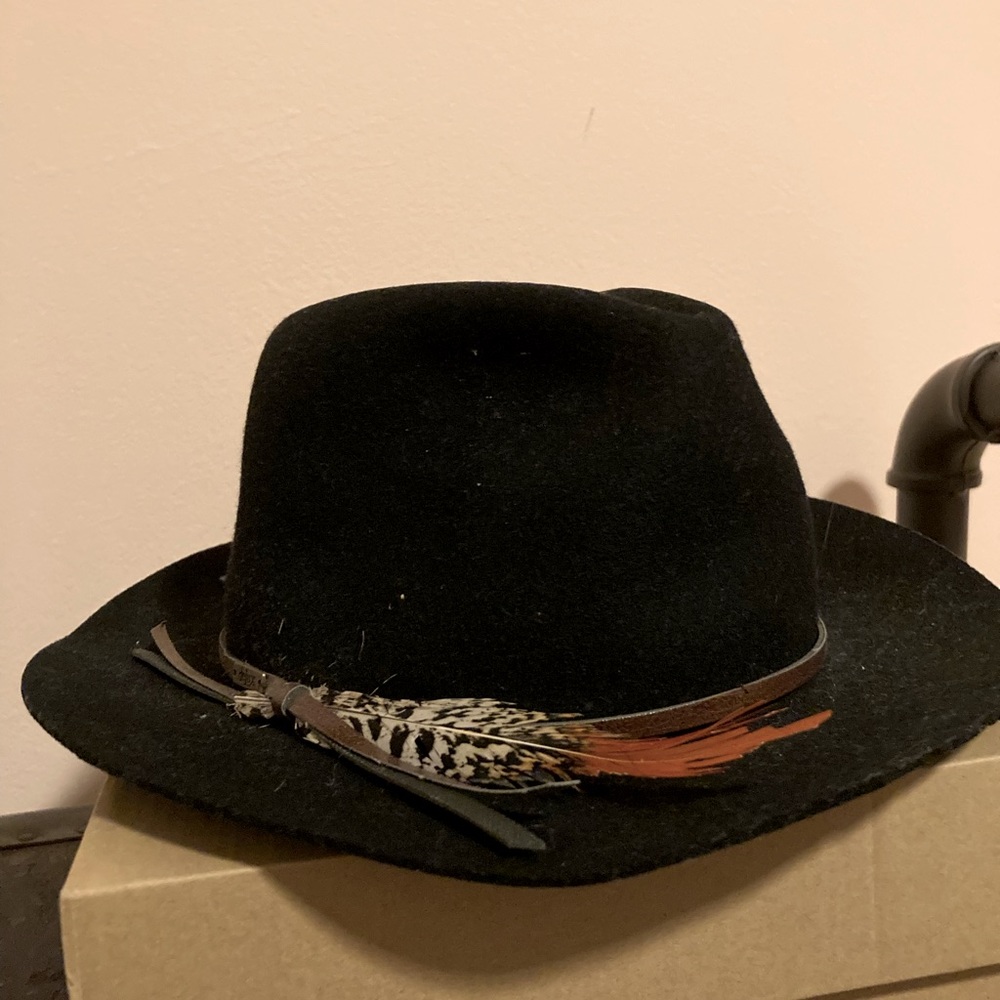 DeLux Hat